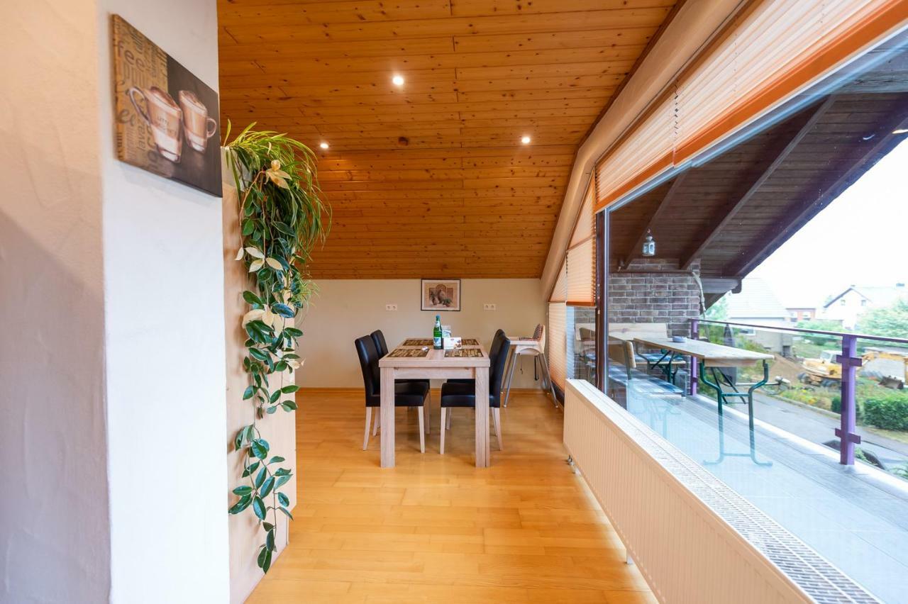 Ferienwohnung Virginija Ditscheid Exteriér fotografie
